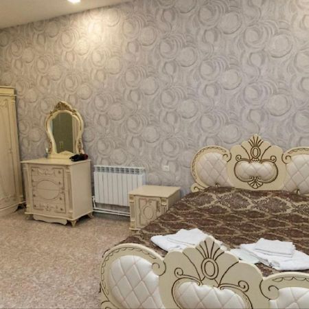 Noyemburg Hotel Noyemberyan Екстериор снимка