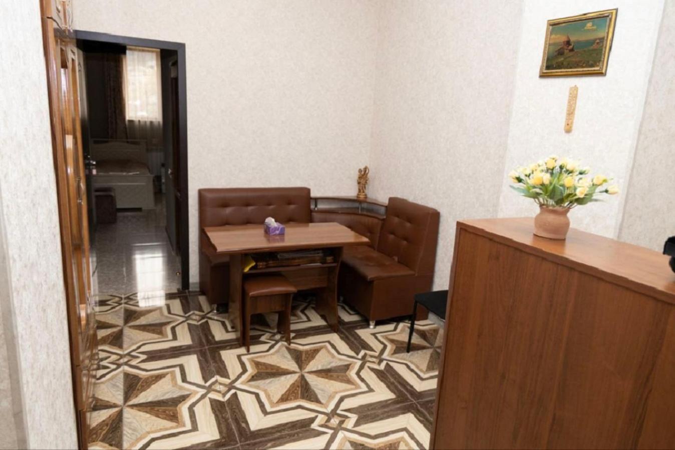 Noyemburg Hotel Noyemberyan Екстериор снимка